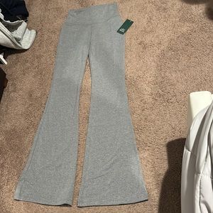 Women’s grey flare leggings